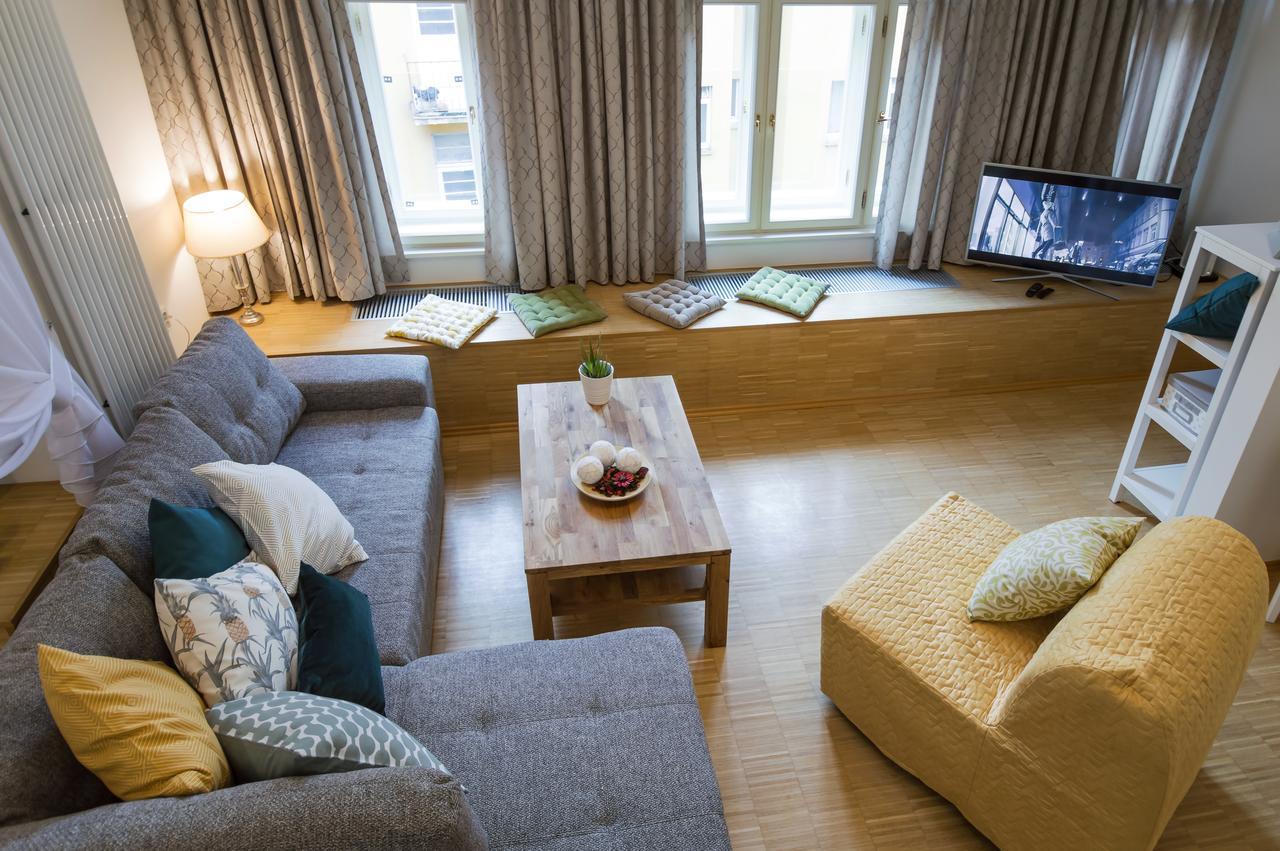 Modern Apartment Charvatova Prague Ngoại thất bức ảnh