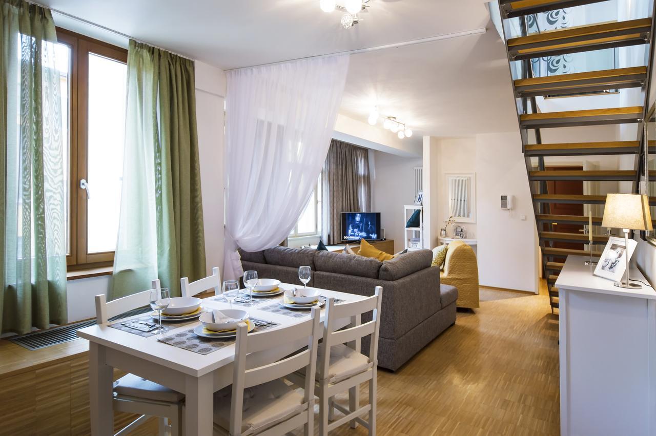 Modern Apartment Charvatova Prague Ngoại thất bức ảnh