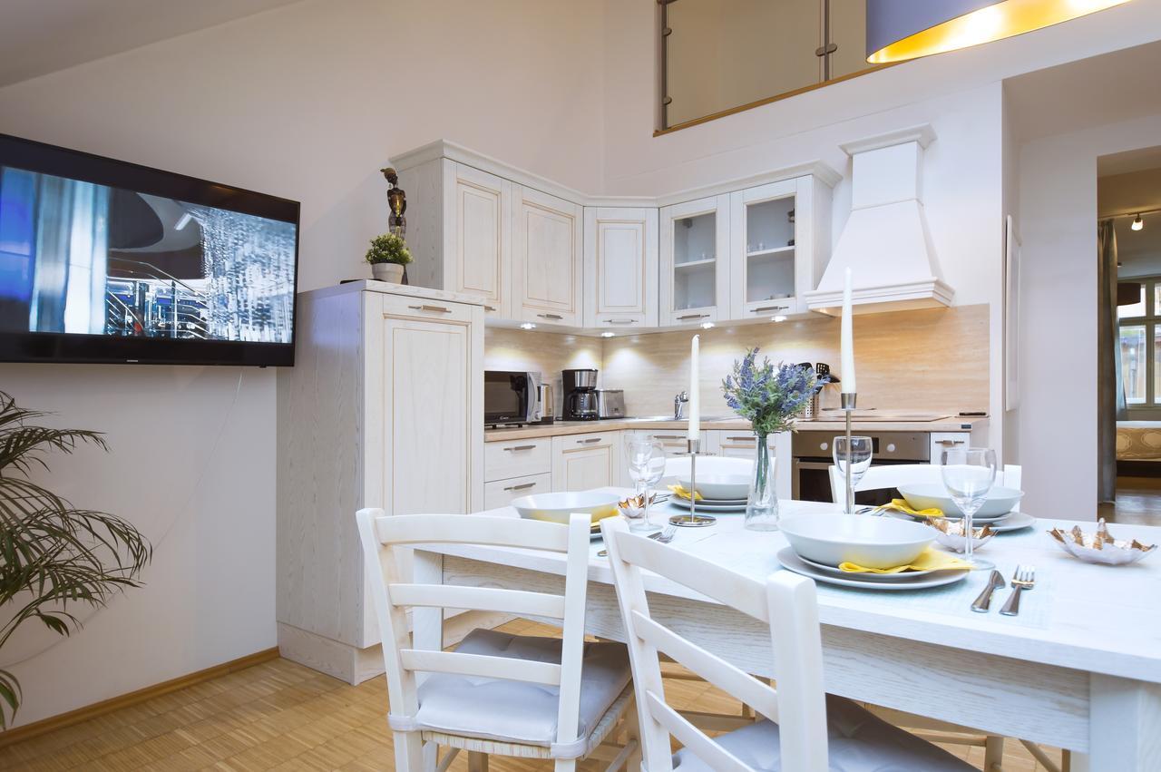 Modern Apartment Charvatova Prague Ngoại thất bức ảnh