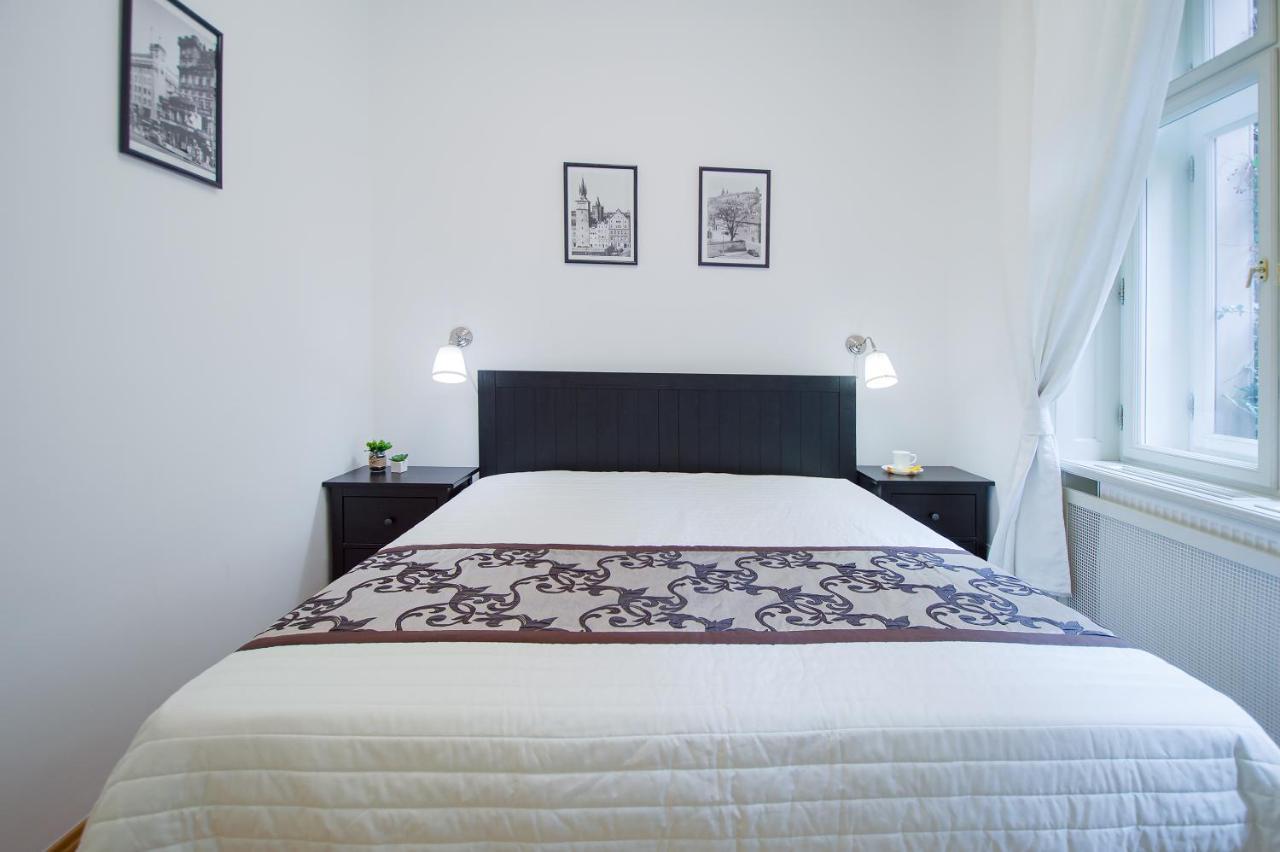 Modern Apartment Charvatova Prague Ngoại thất bức ảnh