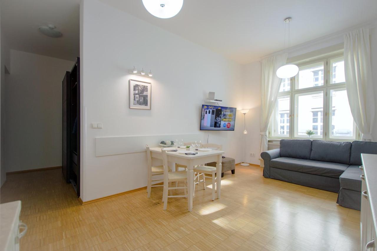 Modern Apartment Charvatova Prague Ngoại thất bức ảnh